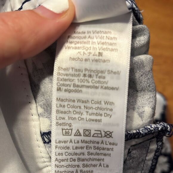 J. Crew Blue and White Bermuda Shorts Floral Design - Picture 4 of 11